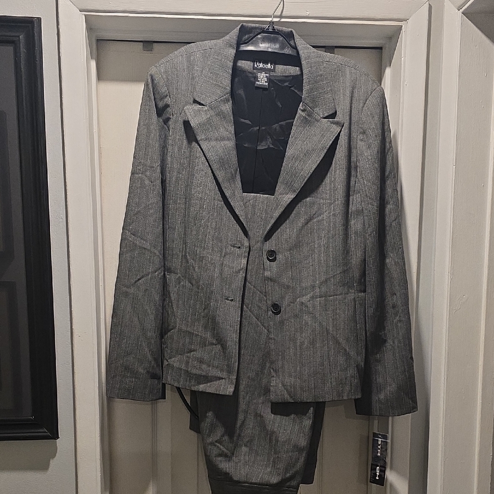 Rafaella Women's Gray Suit